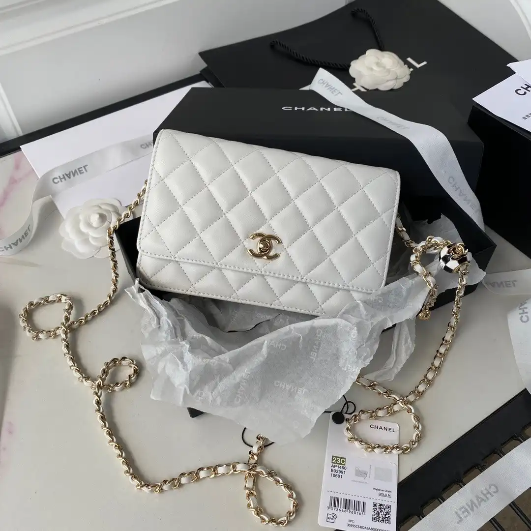 CHANEL WALLET