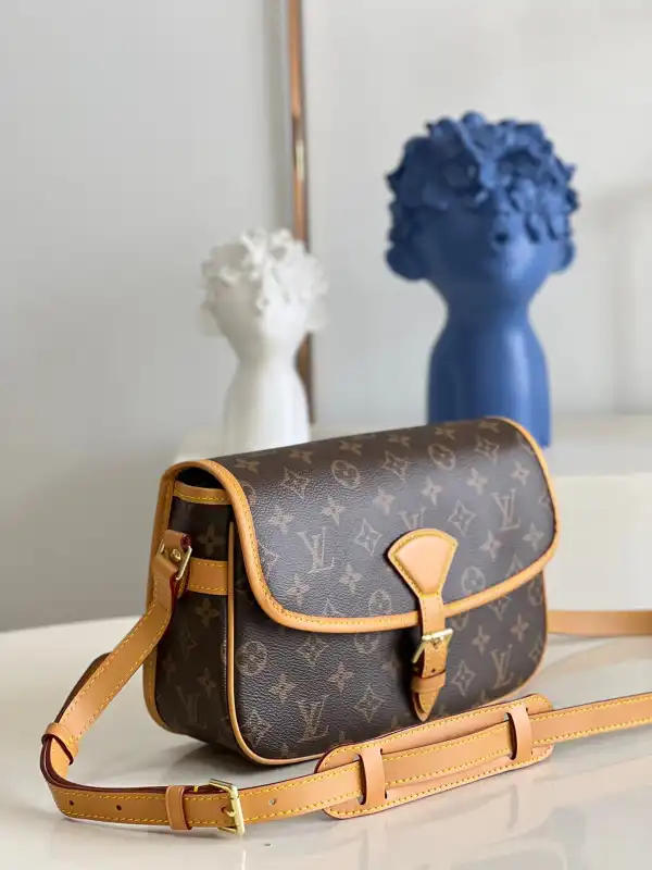 Cheap LOUIS VUITTON VINTAGE SOLOGNE