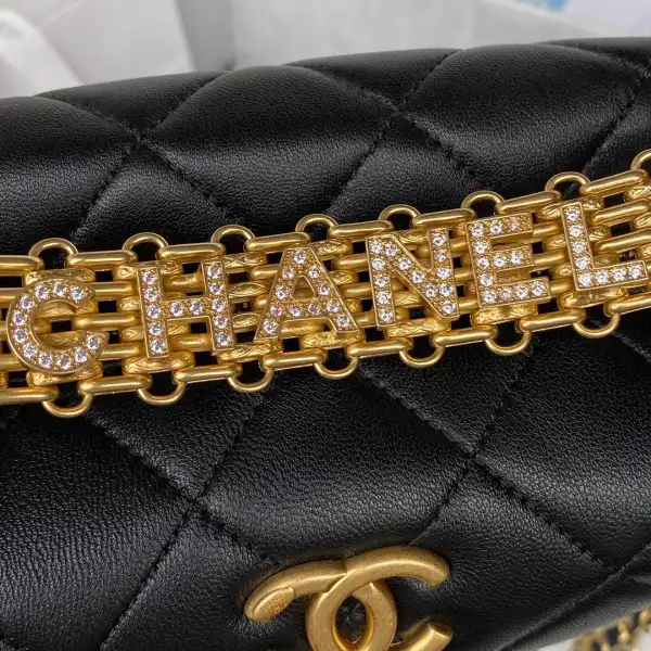 First bag ru CHANEL SMALL HOBO BAG