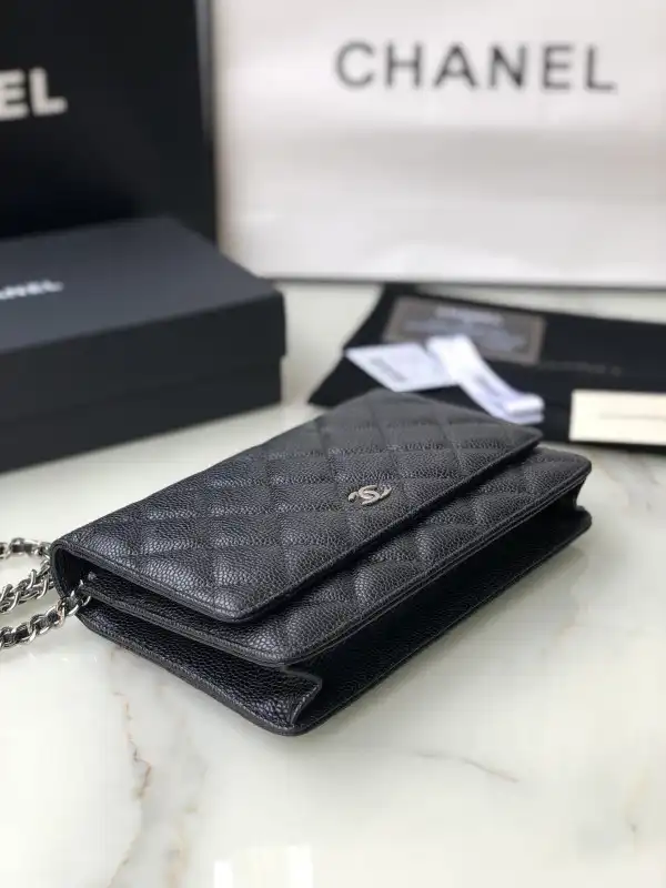 CHANEL CHAIN WALLET CAVIAR