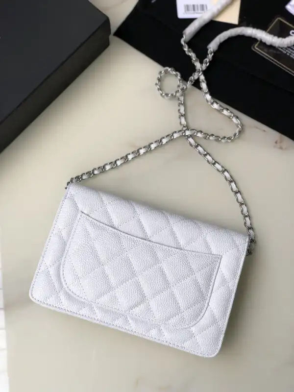 CHANEL CHAIN WALLET CAVIAR