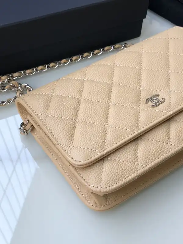 CHANEL CHAIN WALLET CAVIAR