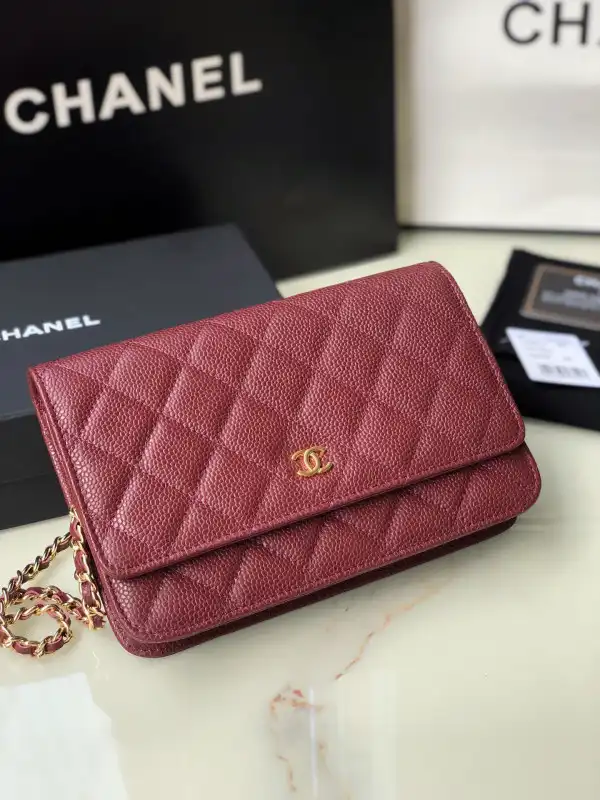 CHANEL CHAIN WALLET CAVIAR