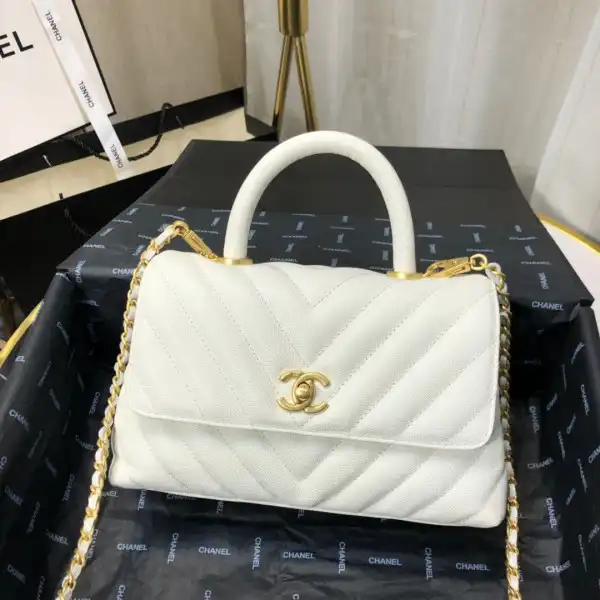 First Bag Ru CHANEL COCO HANDLE