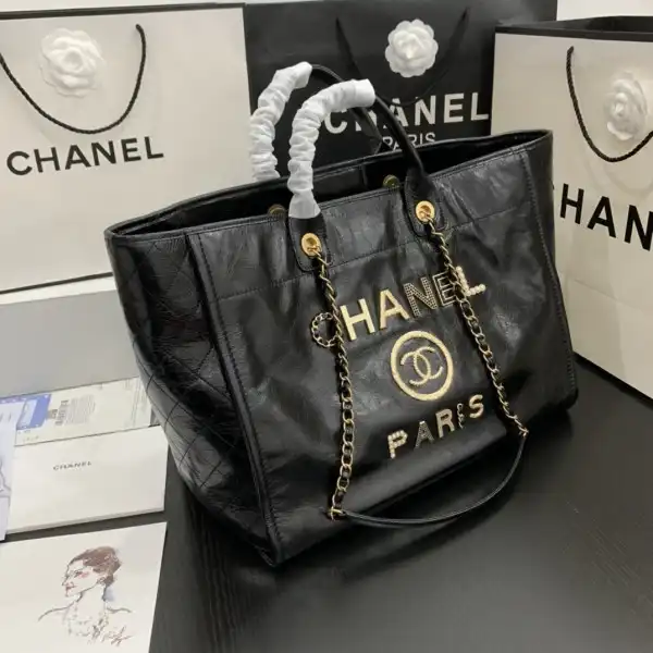 CHANEL SHOPPING BAG