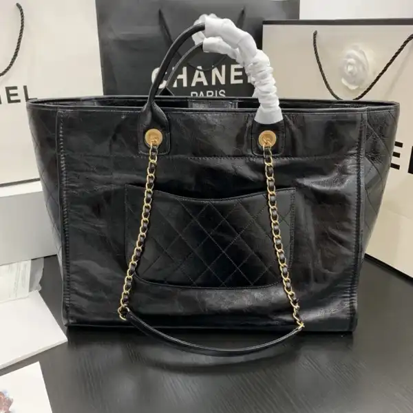 CHANEL SHOPPING BAG