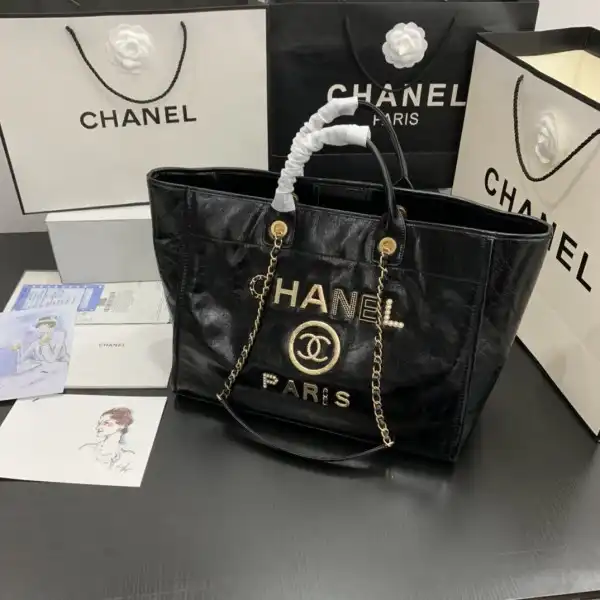 CHANEL SHOPPING BAG