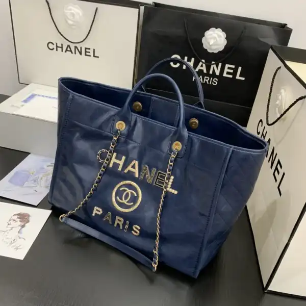 CHANEL SHOPPING BAG