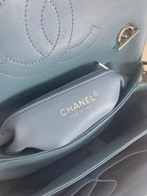 CHANEL TRENDY BAG