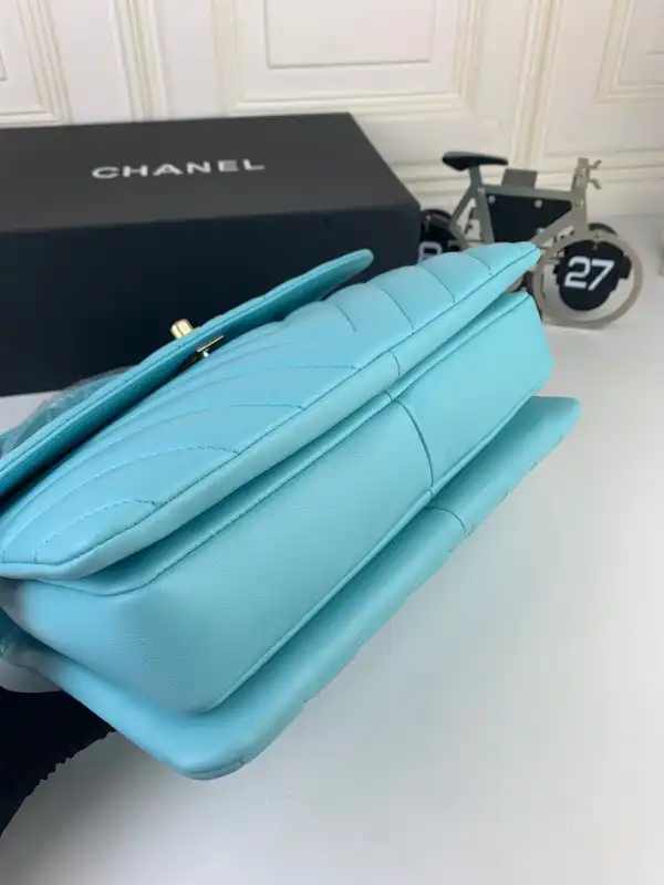 CHANEL TRENDY BAG