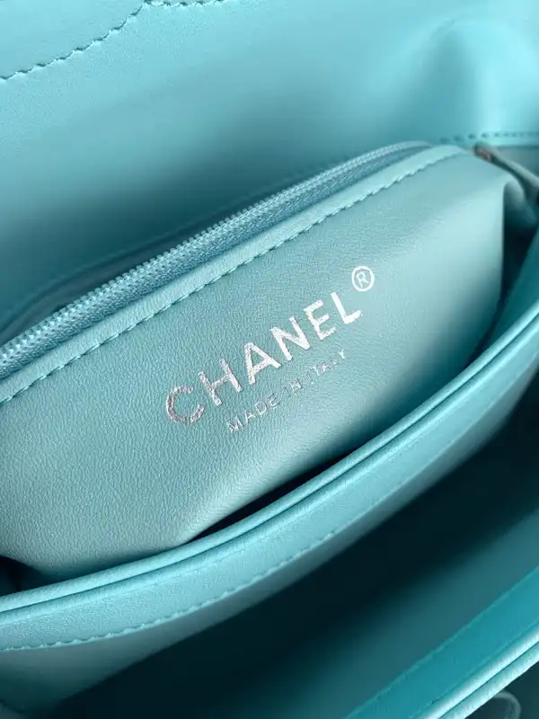 CHANEL TRENDY BAG