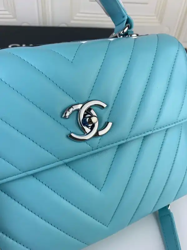 CHANEL TRENDY BAG