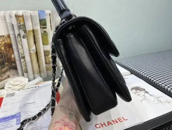 CHANEL TRENDY BAG