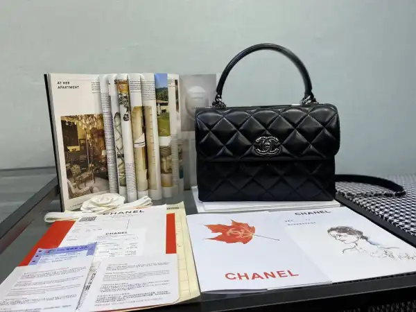 CHANEL TRENDY BAG