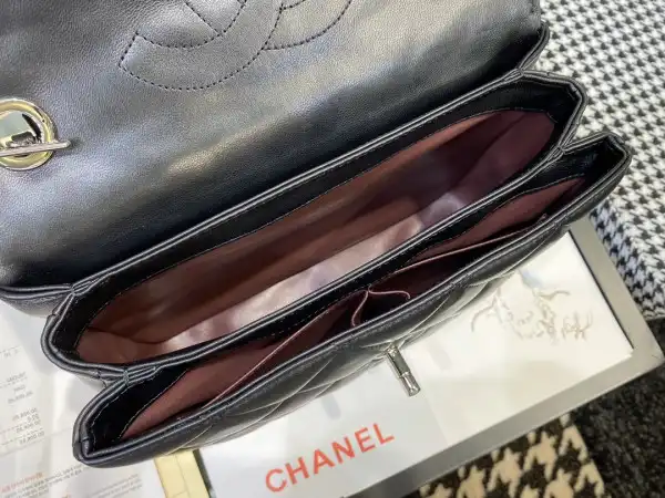 CHANEL TRENDY BAG