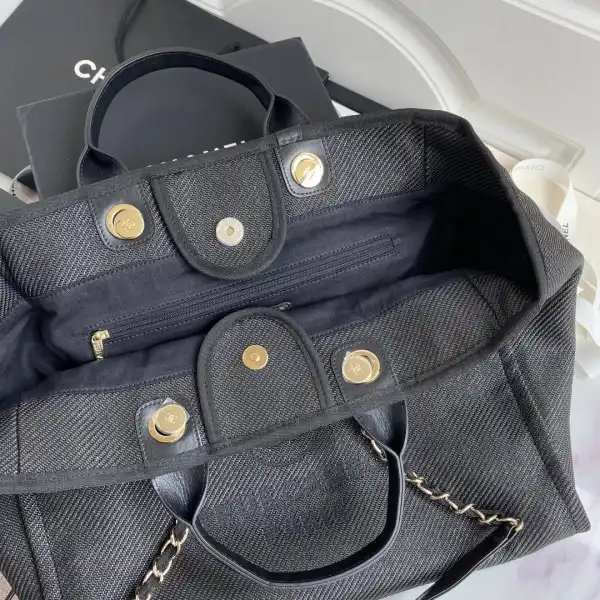 CHANEL TOTE BAG