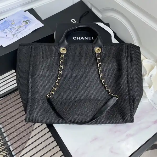 CHANEL TOTE BAG