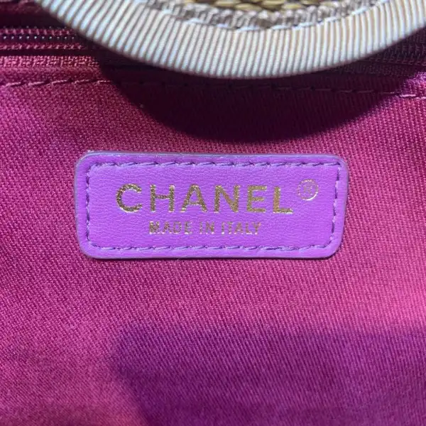 CHANEL SHOPPING BAG