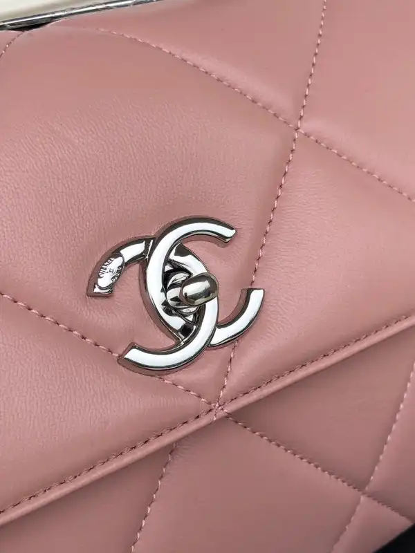 CHANEL TRENDY BAG