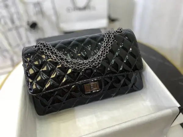 CHANEL FLAP BAG GUN CHAIN