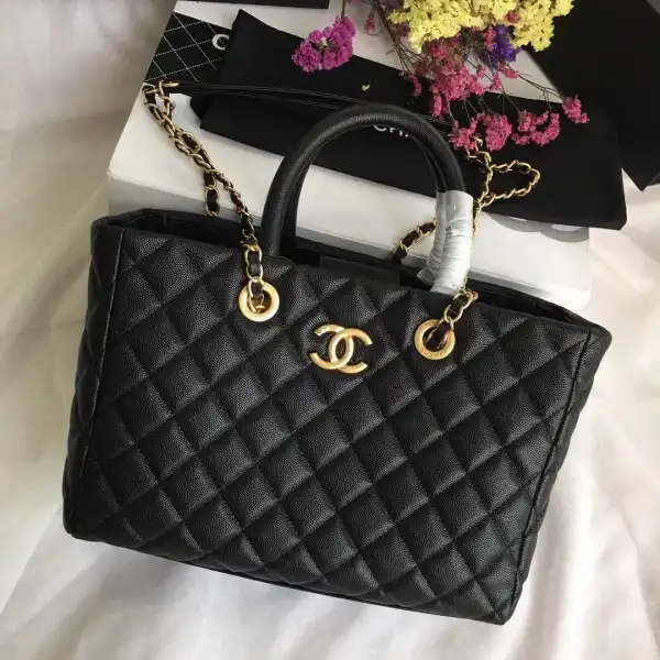 CHANEL TOTE BAG