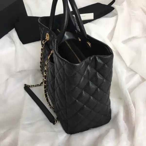 CHANEL TOTE BAG