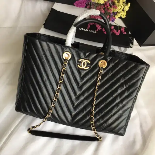 Firstbag Ru CHANEL TOTE BAG