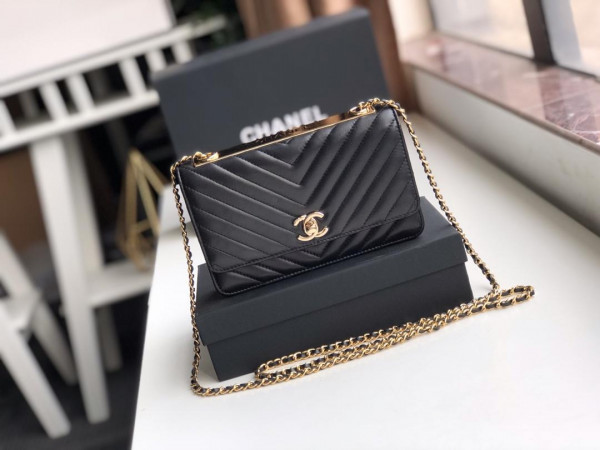 HOT SALE CL CHAIN WALLET