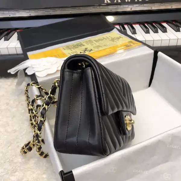 CHANEL FLAP BAG