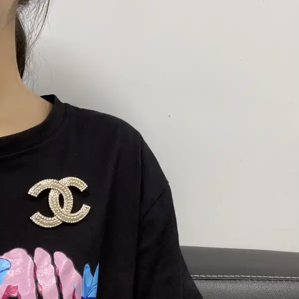 Yupoo bagsoffer CL BROOCH