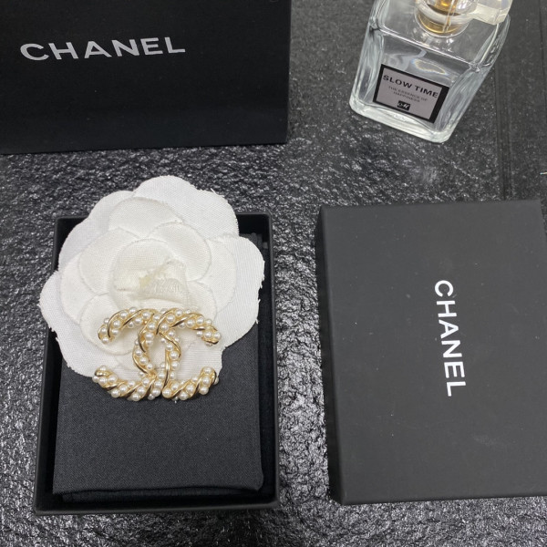 HOT SALE CL BROOCH