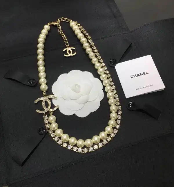 CHANEL NECKLACE