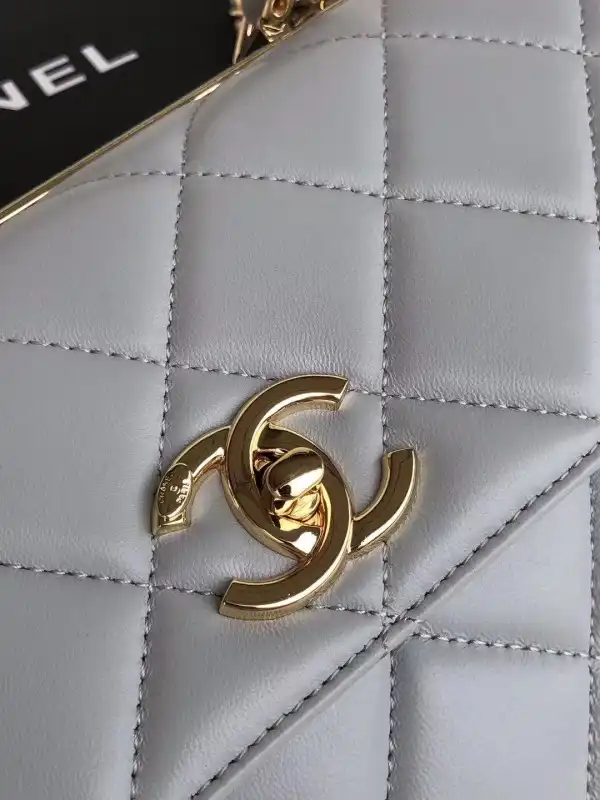 CHANEL TRENDY BAG