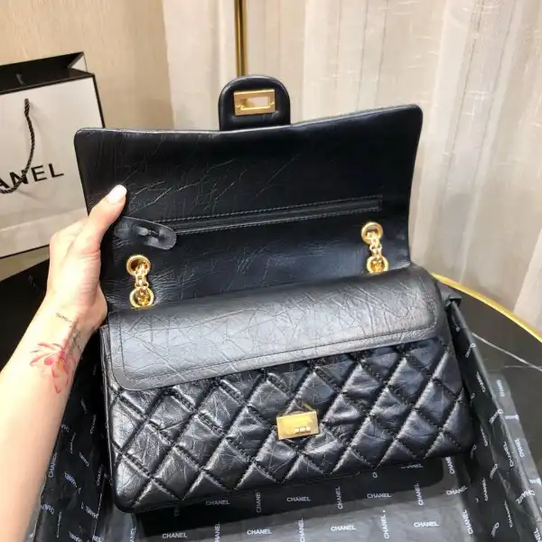 CHANEL FLAP BAG 28cm