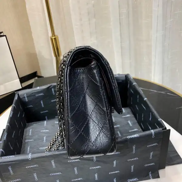 CHANEL FLAP BAG 25cm