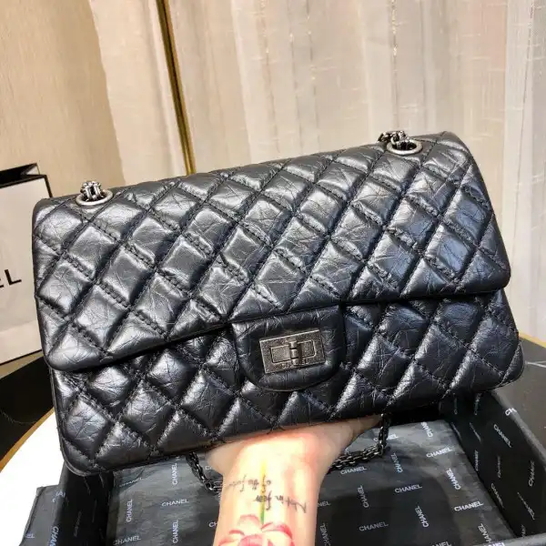 CHANEL FLAP BAG 25cm