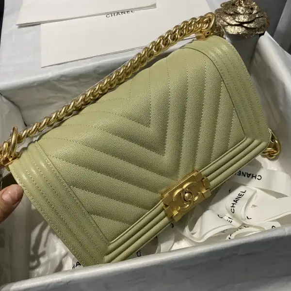 First bag ru CHANEL BOY BAG