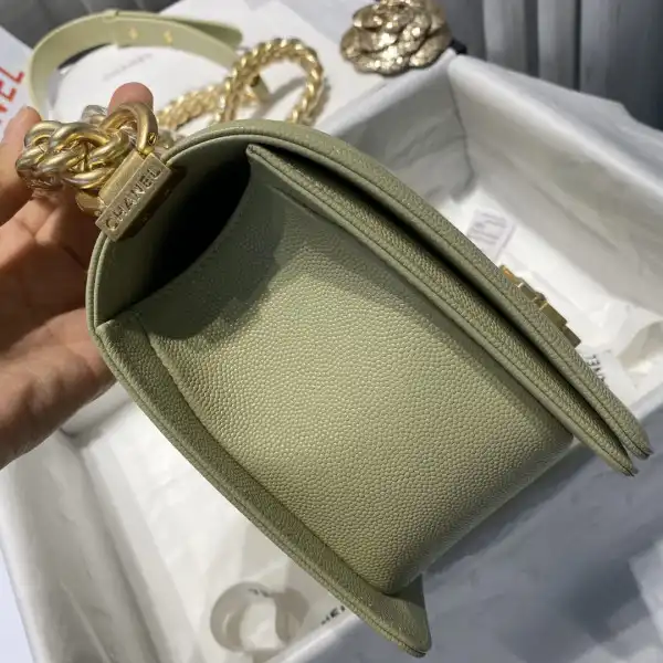 First bag ru CHANEL BOY BAG