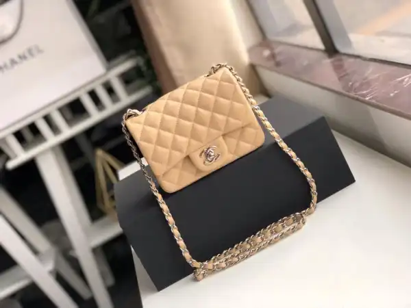 First bag ru CHANEL FLAP BAG 17CM