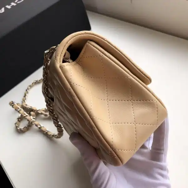 CHANEL FLAP BAG 17CM