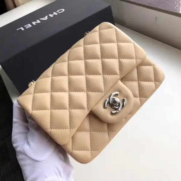 CHANEL FLAP BAG 17CM