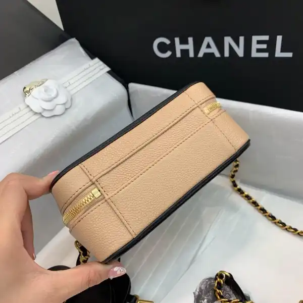 First Bag Ru CHANEL VANITY CASE