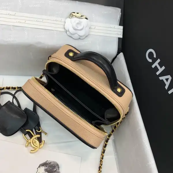 First Bag Ru CHANEL VANITY CASE