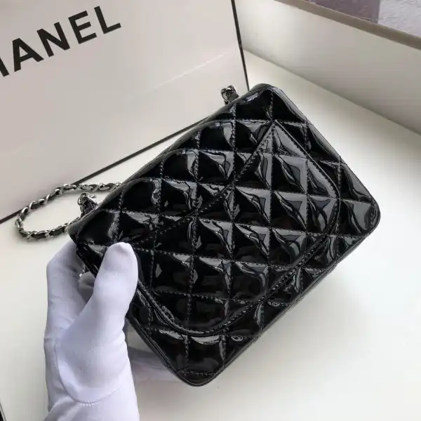 CHANEL FLAP BAG 17CM