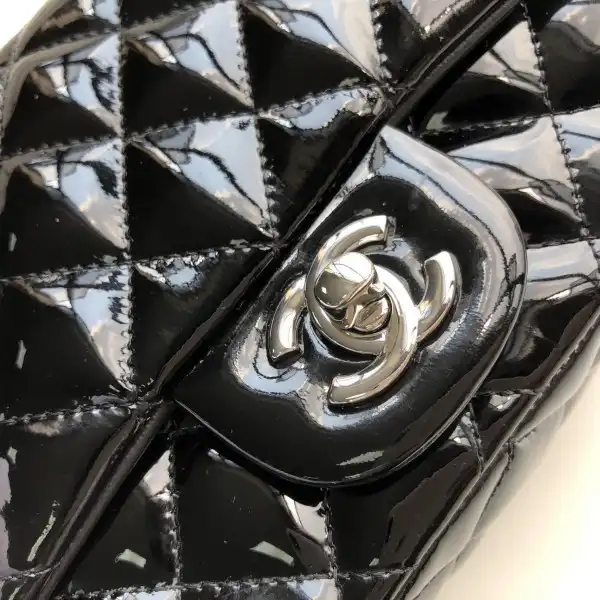 CHANEL FLAP BAG 17CM