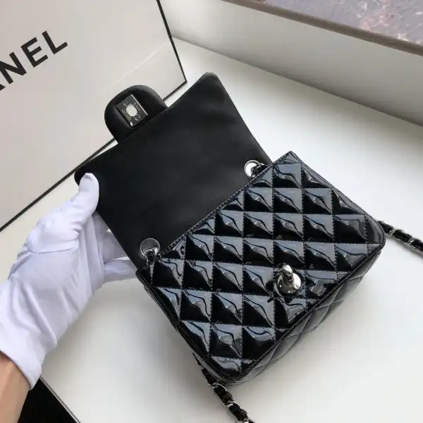 CHANEL FLAP BAG 17CM