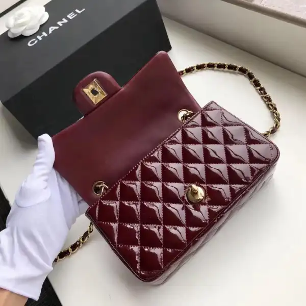 CHANEL FLAP BAG 20CM