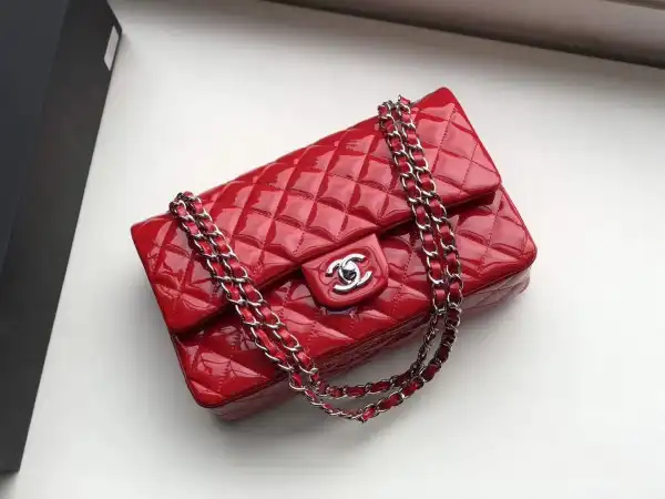 CHANEL FLAP BAG 2.55