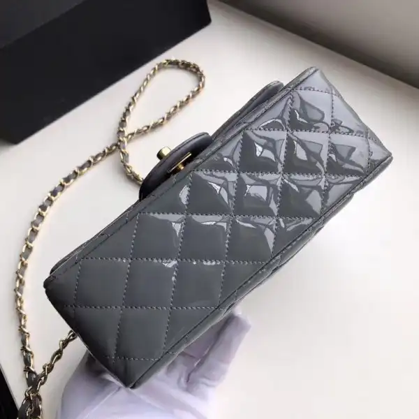 CHANEL FLAP BAG 20CM