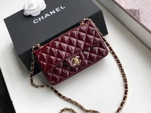 CHANEL FLAP BAG 20CM